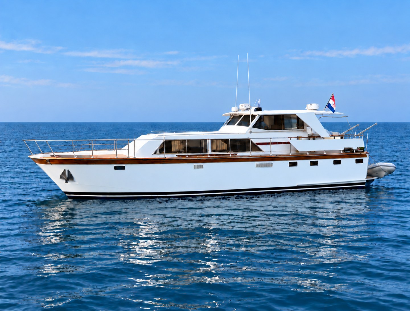 WELCOME, la barca storica Shepherd, sul mare